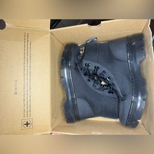 Women’s Shoe Size 8 All Black Dr. Martin Combat Boots